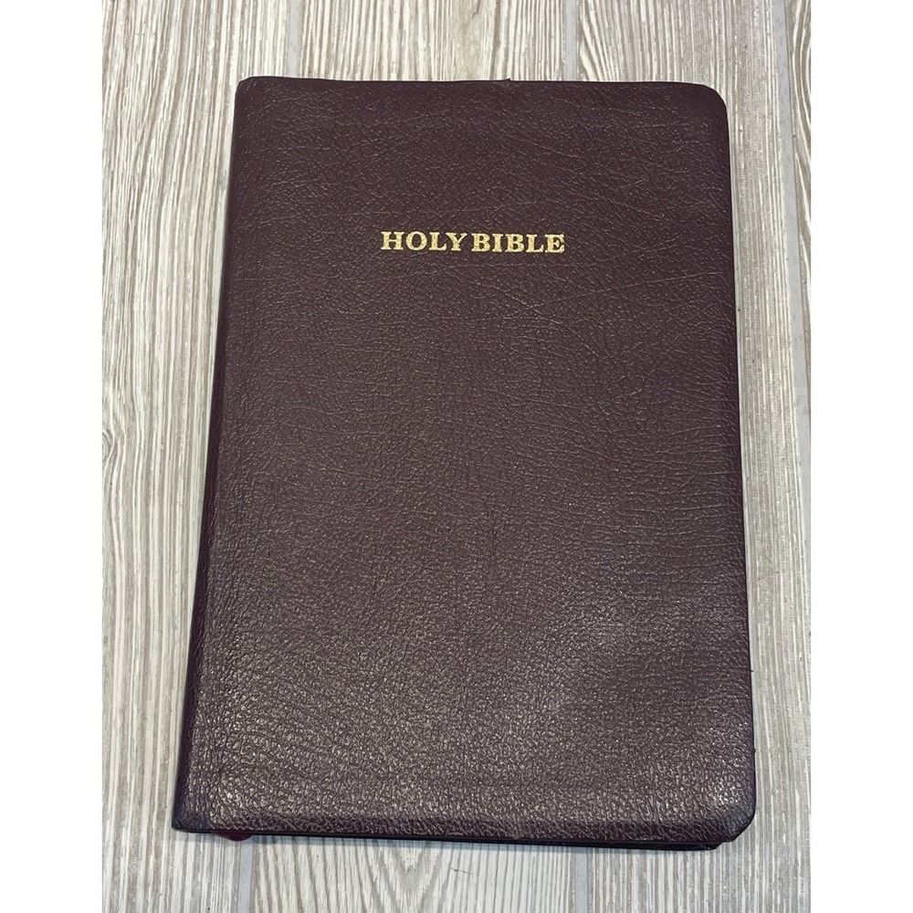 World Holy Bible KJV Giant Print Reference Red Letter Burgundy Bonded Leather